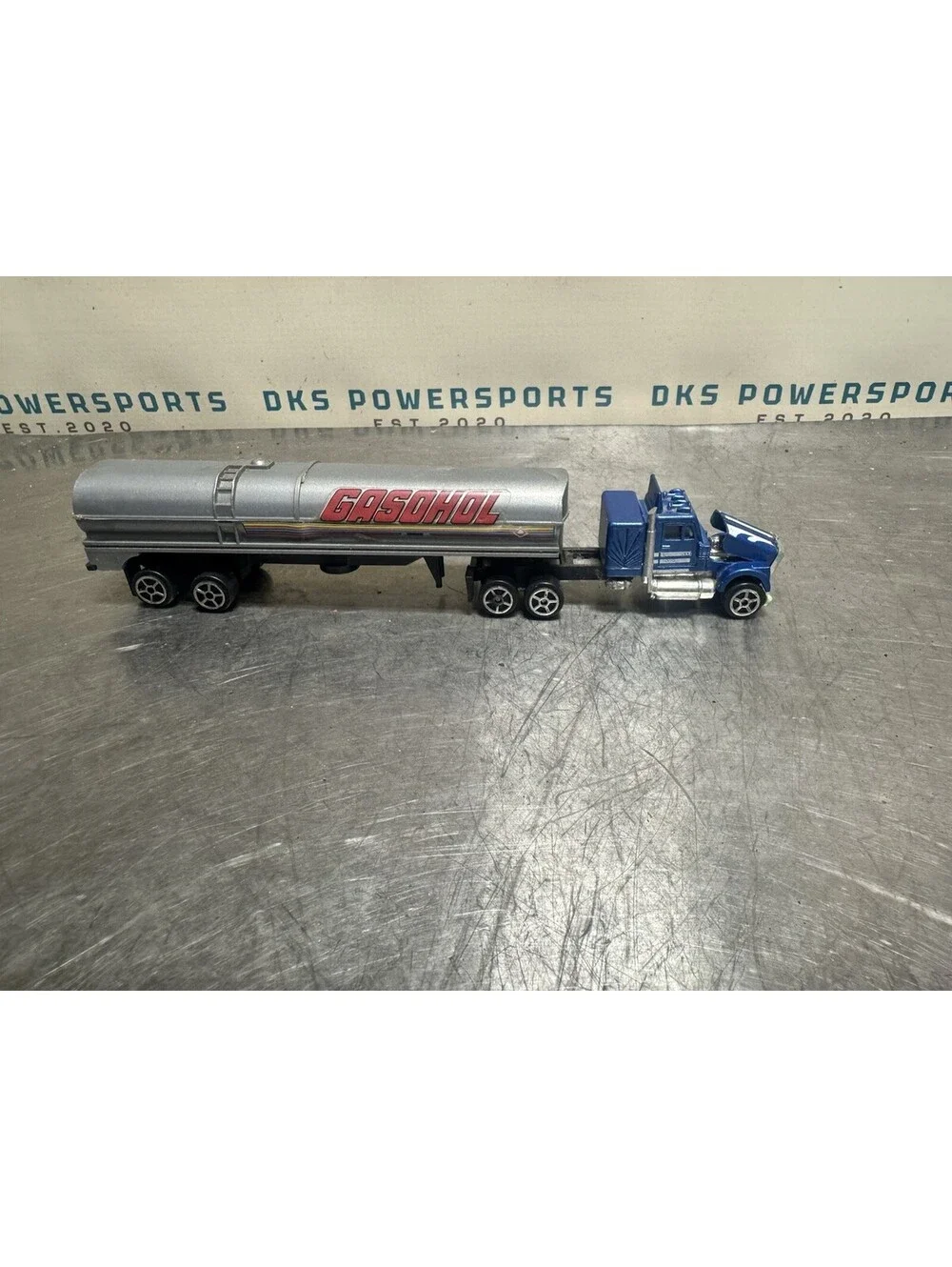 1981 semi truck Zima Long Hood diecast car 3.25” diorama collection model 80s